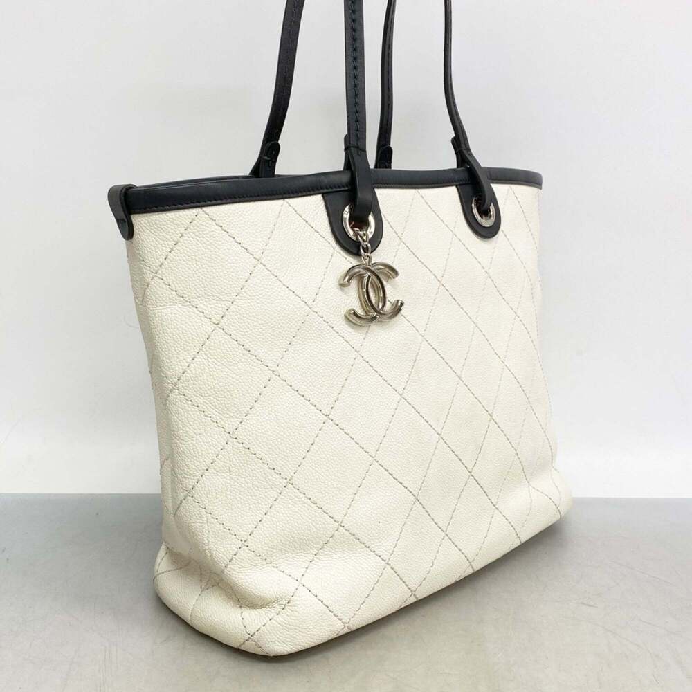 CHANEL Black Caviar Leather Tote Bag - Picture 2 of 10
